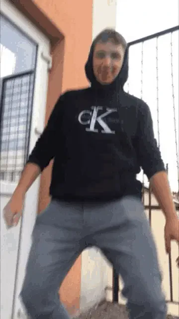 Monach Dance Meme