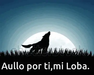 Lobo Aullando a la Luna