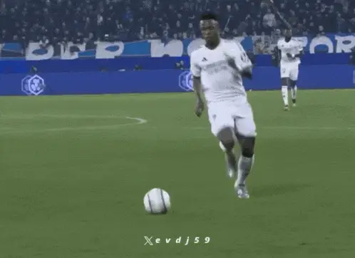 Vinicius Jr's Unexpected Slip on the Field