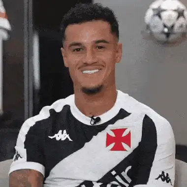 Coutinho Smiles in Vasco da Gama Jersey