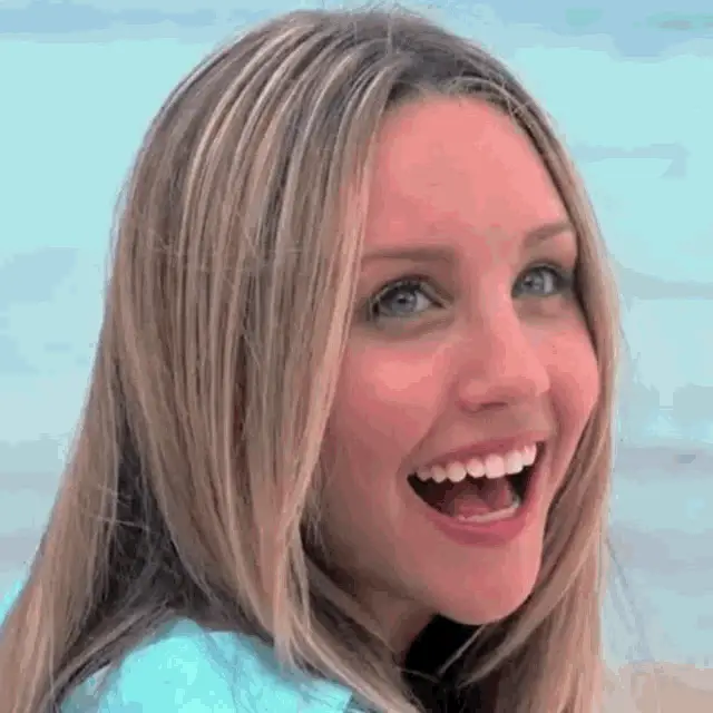 Amanda Bynes Smiling Brightly