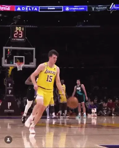 Austin Reaves Lakers Dunk