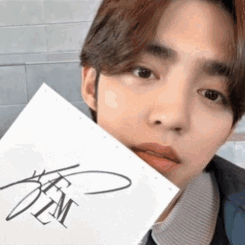 GIF 이미지