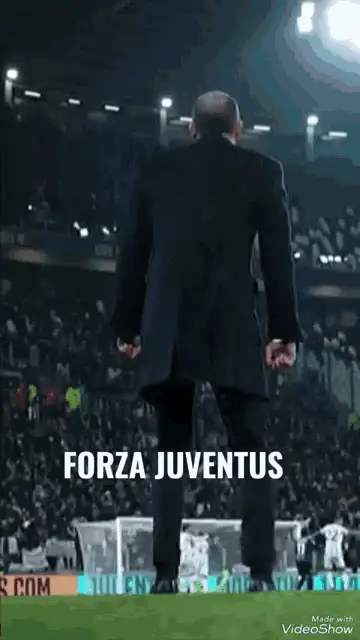 Juventus Coach Allegri's Passionate Celebration