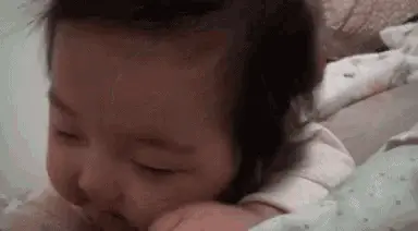 Bobaepapa Yerin Wakes Up and Smiles – baby memes meme GIF free download no watermark 2026