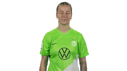Lynn Wilms Thumbs Up for VfL Wolfsburg