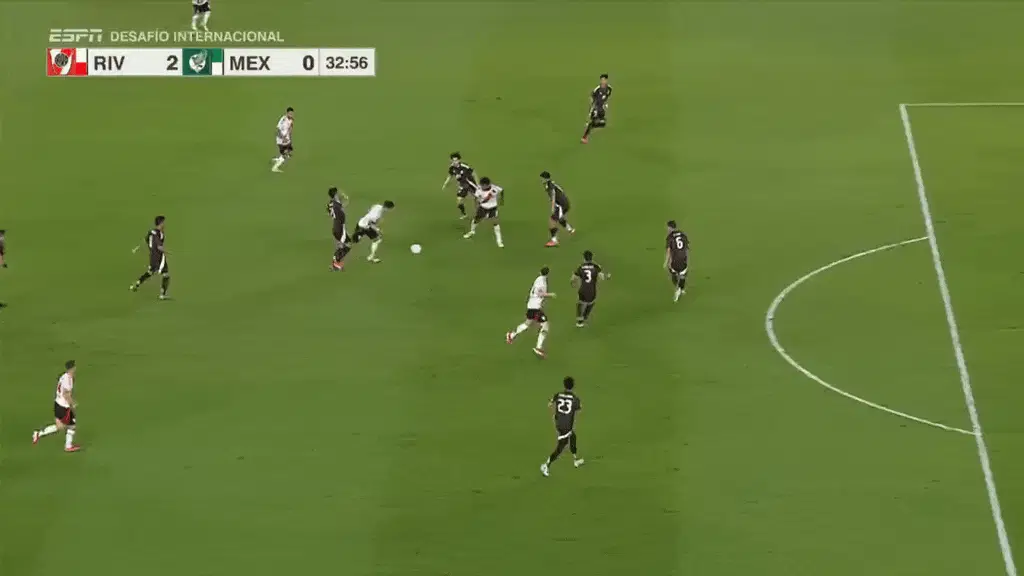 river vs mexico