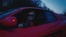 GIF eropgeluede vum Andromeda