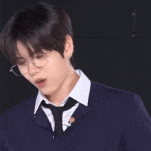 GIF 이미지