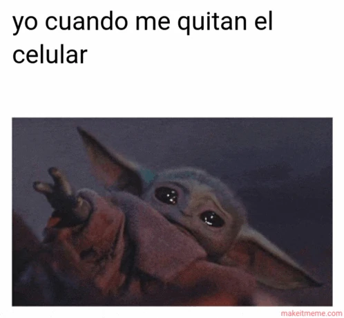 Celular Baby Yoda Meme