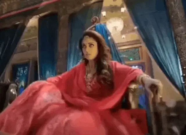 Nayanthara Crossing Legs