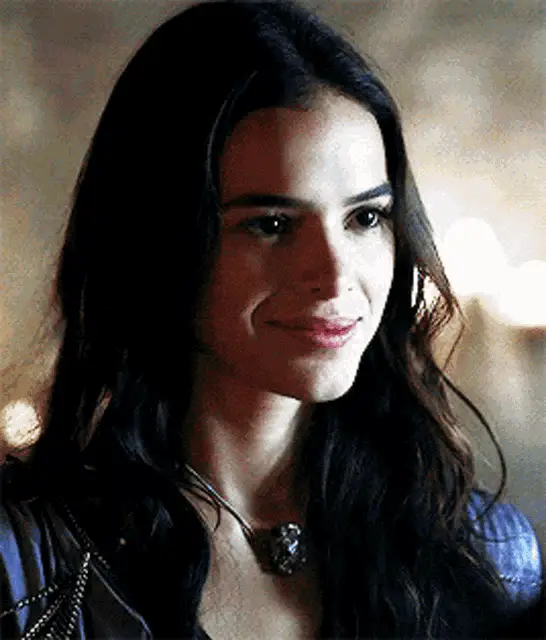 Bruna Marquezine as Catarina De Lurton