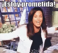 Mónica Geller Emocionada por su Compromiso
