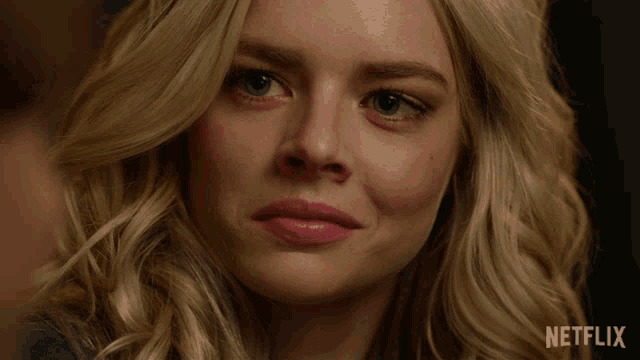 Samara Weaving as Bee: Big Smile