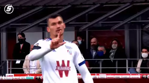 Ludovic Ajorque's Shush Gesture for Strasbourg