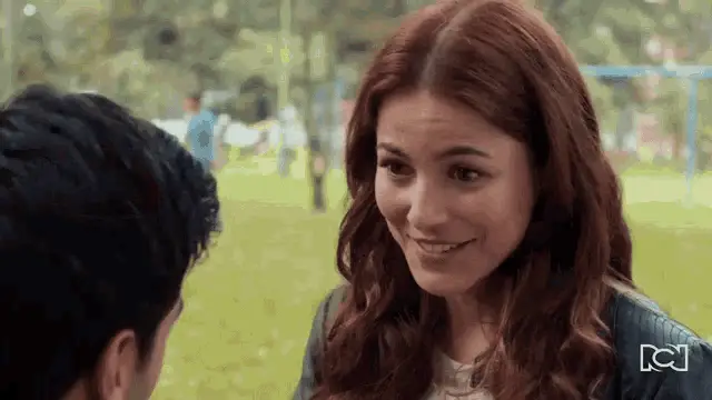 Dany (Juliette Pardue) Contenta y Emocionada