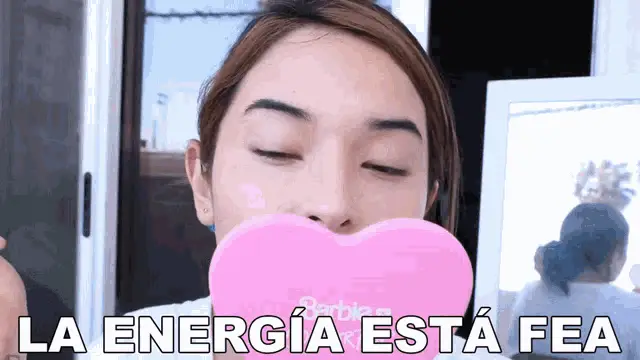 Laura Sanchez: La Energía Está Fea