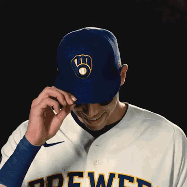 Christian Yelich in Milwaukee Brewers Cap – free memes GIF download | meme platform