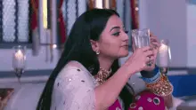 Helly Glass