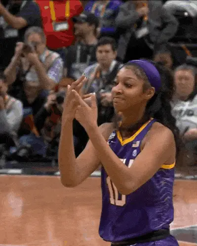 LSU Player's Championship Ring Gesture