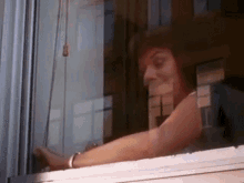 GIF eropgeluede vum Sarah