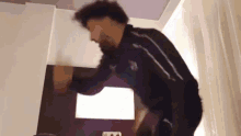 GIF