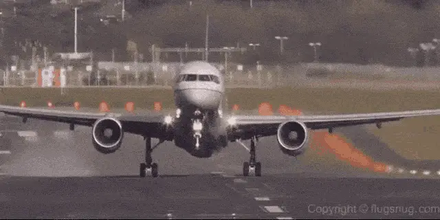 Avião Decolando