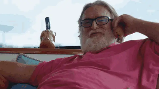 Gaben Cave Johnson: Gabe Newell on Potato Phone