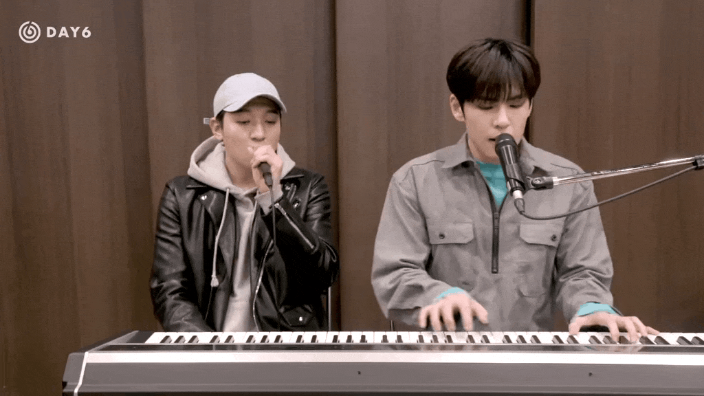 GIF 이미지