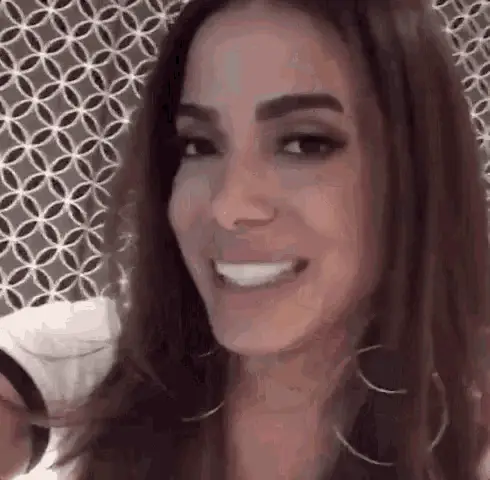 Anitta Mandando Beijo - Vai Anitta Netflix