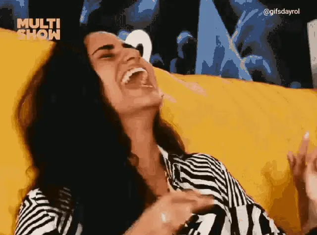 Day Limns Laughing on Multishow