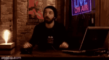 GIF