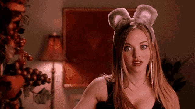 Amanda Seyfried's Sarcastic 'Duh!' in Mean Girls