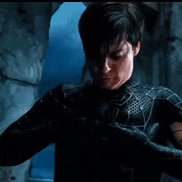 Tobey Maguire's Spider-Man Sheds Venom Symbiote