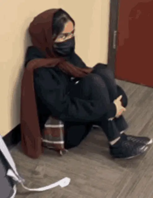 Areebah Asp Sitting Distressed