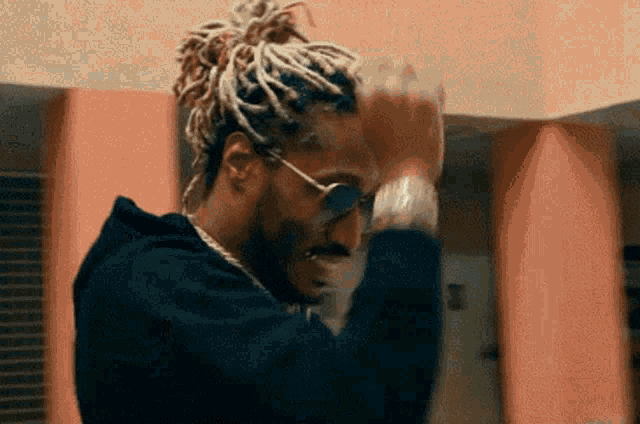 Future Dancing with Dreadlocks & Sunglasses