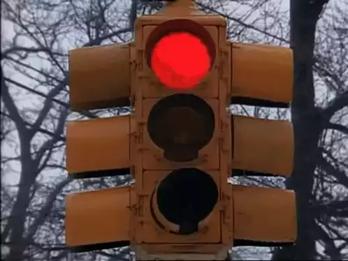 Traffic Light Changes Colors