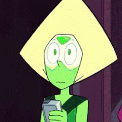 Peridot's Thumbs Up in Steven Universe