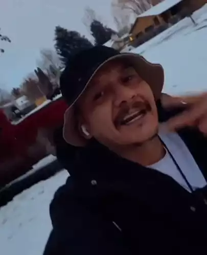 Doggface208 Showing Swag