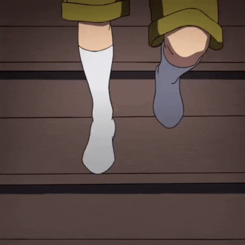 Mirai Nikki Future Diary: Running Down Stairs