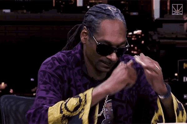 Snoop Dogg Praying