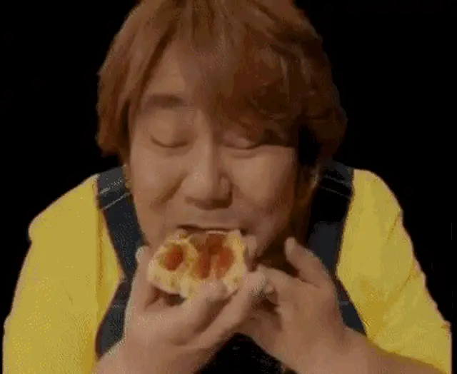 Japanese Pizza Hut Mini Dog Commercial