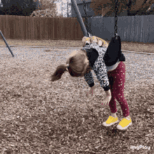 GIF uploaded by Miku