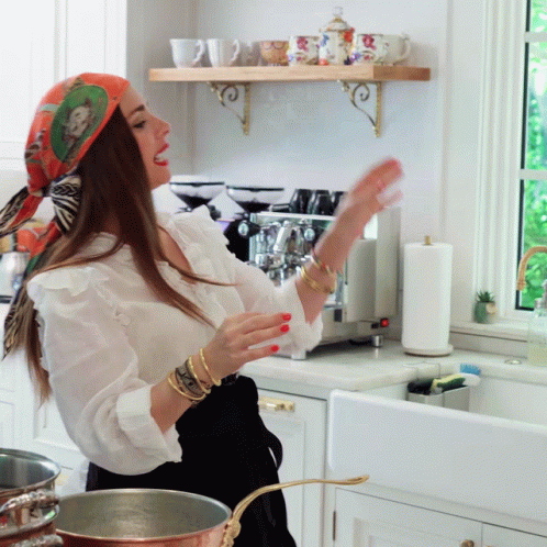 Pasta Queen's Story Time: Tell Me A Story