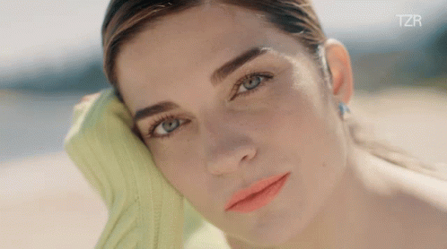 Annie Murphy Looking and Smiling