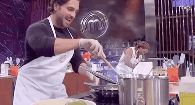 Bustamante Dancing in Masterchef Celebrity Kitchen