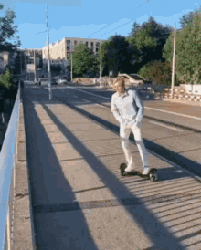 GIF