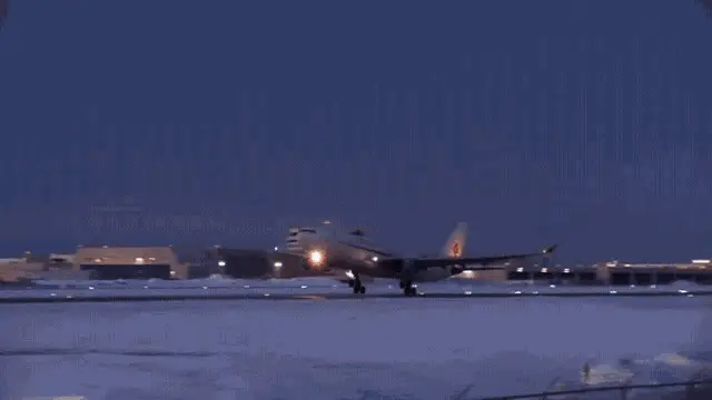 Air Algérie A330 Takeoff from Montreal