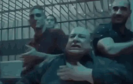 El Marginal - Iconic Hand Gesture