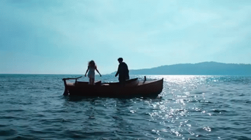 Boat Girl Sinks - Miss Peregrine's Home Scene